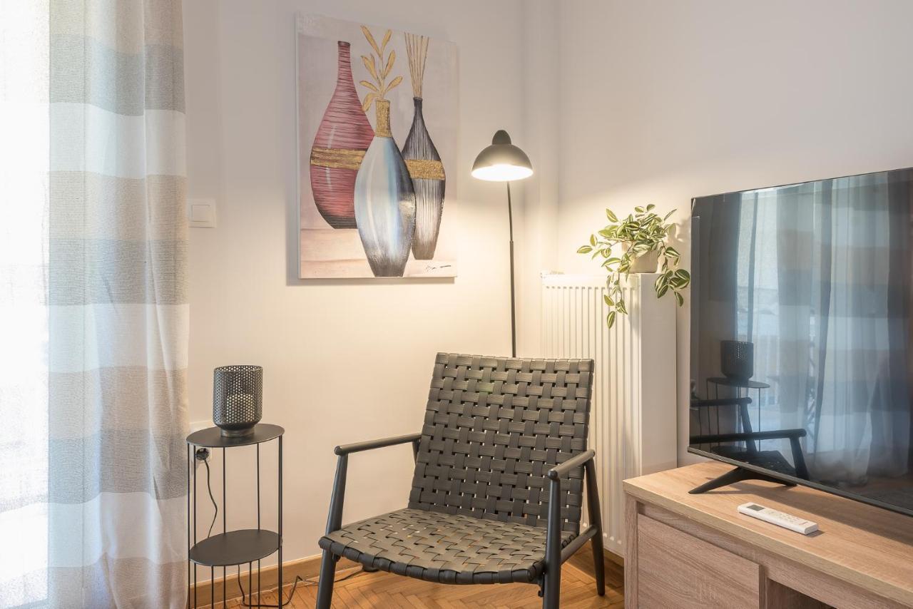Gem In Koukaki Apartment *